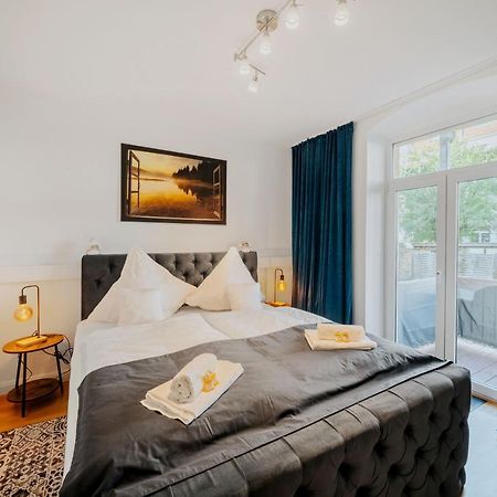 Blissplace 3 Zi Premium Apartment Nahe Getec Arena Mit Kingsize Betten Und Balkon マクデブルク エクステリア 写真
