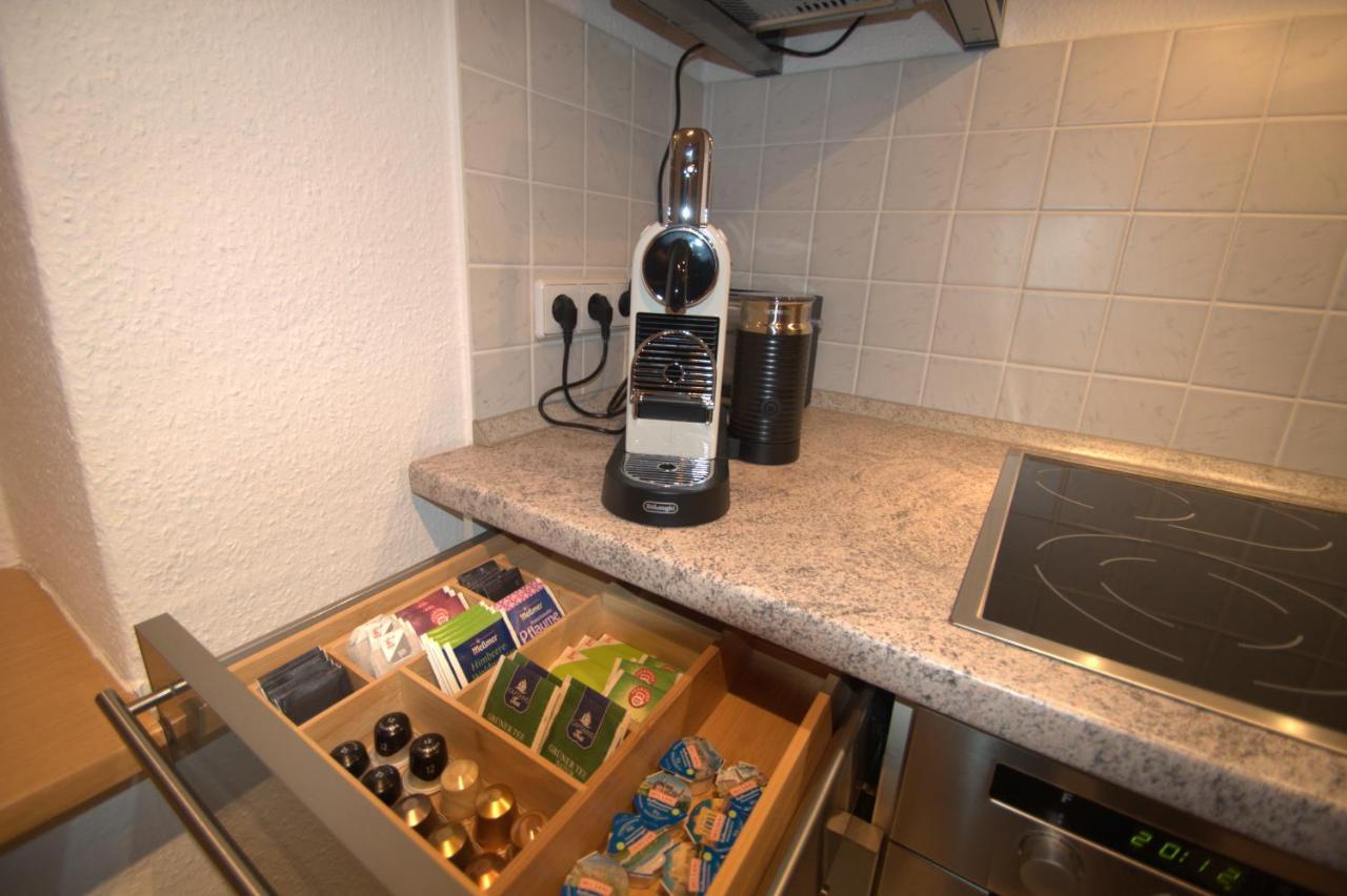 Blissplace 3 Zi Premium Apartment Nahe Getec Arena Mit Kingsize Betten Und Balkon マクデブルク エクステリア 写真
